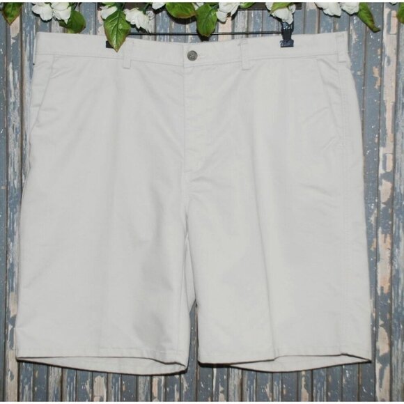 Haggar Men's Classic Khaki Chino Shorts Size 42 Flat Front Pockets Preppy Casual - Picture 1 of 7